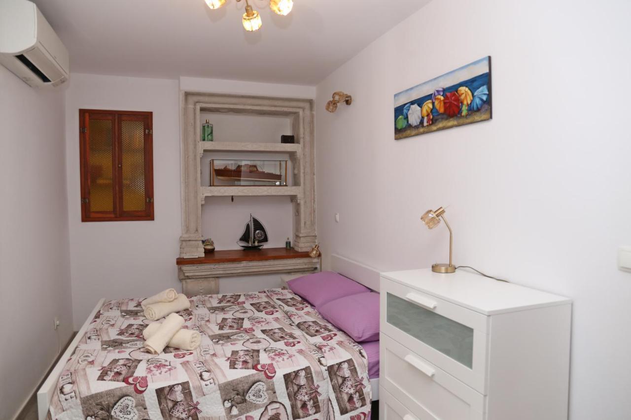 Sailboat House Apartment Korcula Town Exterior photo